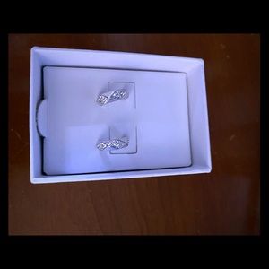 Classy hoop earrings new in box